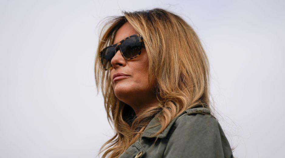 Melania Trump desmintió haber conocido a Donald Trump a través del difunto Epstein. AP / ARCHIVO