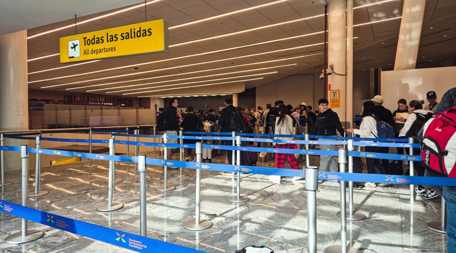 Las aerolíneas están respondiendo con cautela, recortando horarios y ajustando precios de maneras que, según expertos, se sentirán de forma desigual en el mercado. EL INFORMADOR/J. Acosta