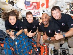 Esta es la primera misión tripulada del programa Artemis de la NASA, que en 2022 lanzó una nave sin astronautas para sobrevolar la Luna. EFE / NASA