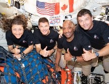 Esta es la primera misión tripulada del programa Artemis de la NASA, que en 2022 lanzó una nave sin astronautas para sobrevolar la Luna. EFE / NASA