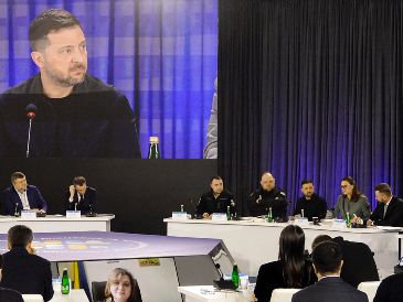 Volodímir Zelenski remarcó que la gente necesita celebrar las Pascuas sin amenazas de ataques. EFE/I. Trachenko