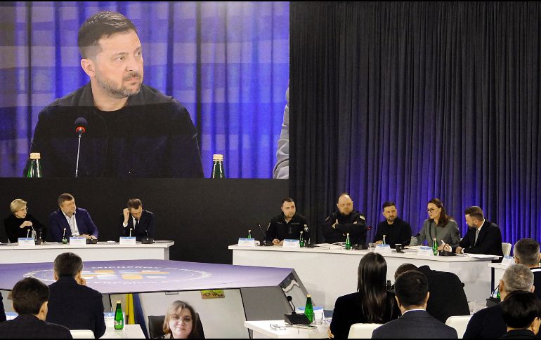 Volodímir Zelenski remarcó que la gente necesita celebrar las Pascuas sin amenazas de ataques. EFE/I. Trachenko