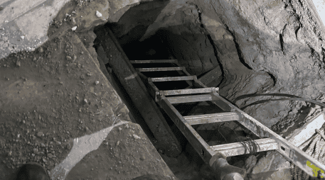 El lugar contaba con iluminación aire acondicionado suministro eléctrico de alto voltaje un elevador y un sistema de rieles. EFE/Secretaría de Marina