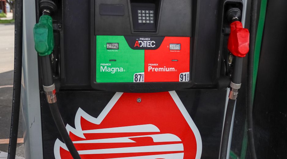 La diferencia entre gasolina Magna y Premium ha vuelto a generar conversación pública. EL INFORMADOR/ARCHIVO