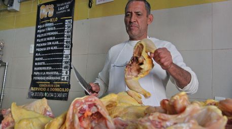 Analistas señalan que a pesar de que se mantendrán a raya el precio de los combustibles, los productos agropecuarios podrían dispararse en abril. EL INFORMADOR/ARCHIVO