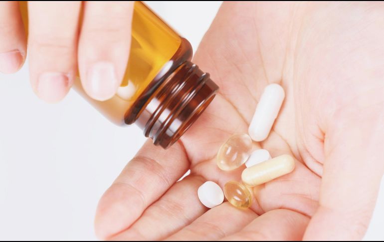 Cualquiera que sea tu duda en torno al consumo de vitaminas para el cansancio u otras, no olvides que puedes consultarlo con tu médico de confianza. ESPECIAL / CANVA