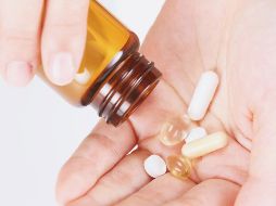 Cualquiera que sea tu duda en torno al consumo de vitaminas para el cansancio u otras, no olvides que puedes consultarlo con tu médico de confianza. ESPECIAL / CANVA