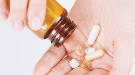 Cualquiera que sea tu duda en torno al consumo de vitaminas para el cansancio u otras, no olvides que puedes consultarlo con tu médico de confianza. ESPECIAL / CANVA