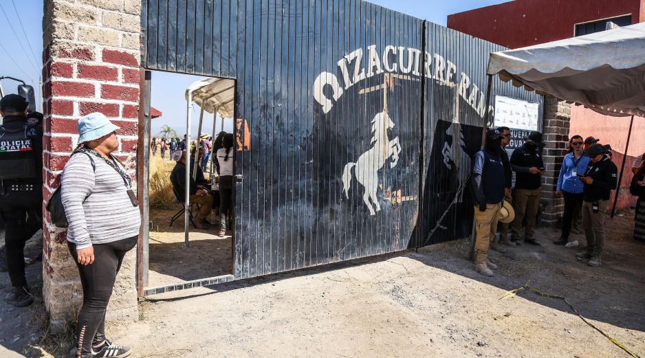 Fue el 05 de marzo de ese año cuando el predio cobró mayor foco, una vez que el colectivo Guerreros Buscadores de Jalisco documentó e hizo extensivo el hallazgo de cientos de prendas de ropa y calzado. EL INFORMADOR/ A. Navarro