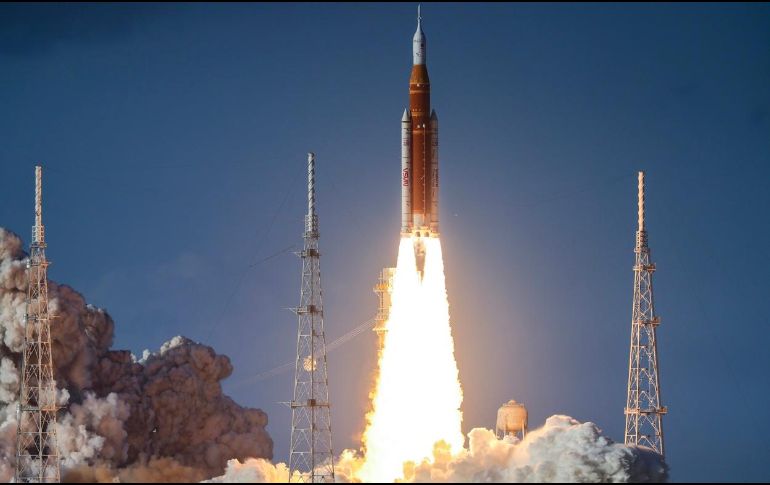 Artemis II hizo historia al convertirse en la primera expedición espacial en alcanzar órbita de la Luna desde el Apolo 17 en 1972. EFE/C. Herrera