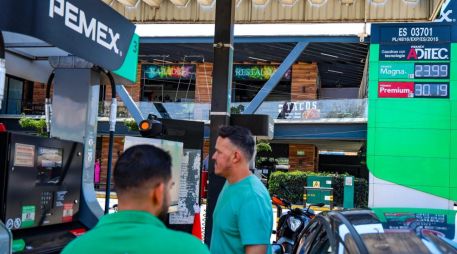 La Profeco inició hace unos días un operativo de vigilancia a gasolineras para que se respete el precio máximo. EL INFORMADOR / A. NAVARRO