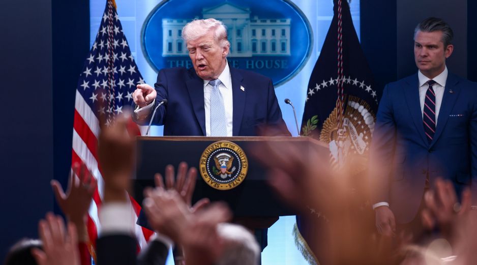 La Administración de Donald Trump advierte que podría recurrir a la fuerza si fracasan las negociaciones con Teherán. EFE/ARCHIVO