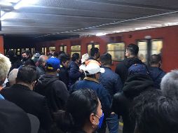 Las esperas para trayectos cortos resultan hasta de una hora, la línea más afectada es la 3, que va de la estación Indios Verdes a Universidad. SUN/ARCHIVO