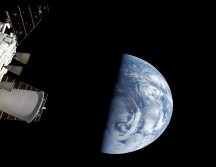 La misión Artemis II de la NASA regresará al planeta Tierra este viernes 10 de abril y su aterrizaje está programado para que ocurra alrededor de las 8:07 PM, hora del este de Estados Unidos; es decir, aproximadamente a las 6:07 PM en el horario del centro de México. NASA