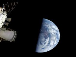 La misión Artemis II de la NASA regresará al planeta Tierra este viernes 10 de abril y su aterrizaje está programado para que ocurra alrededor de las 8:07 PM, hora del este de Estados Unidos; es decir, aproximadamente a las 6:07 PM en el horario del centro de México. NASA