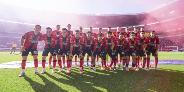 Atlas enfrenta a Rayados en busca de la Liguilla