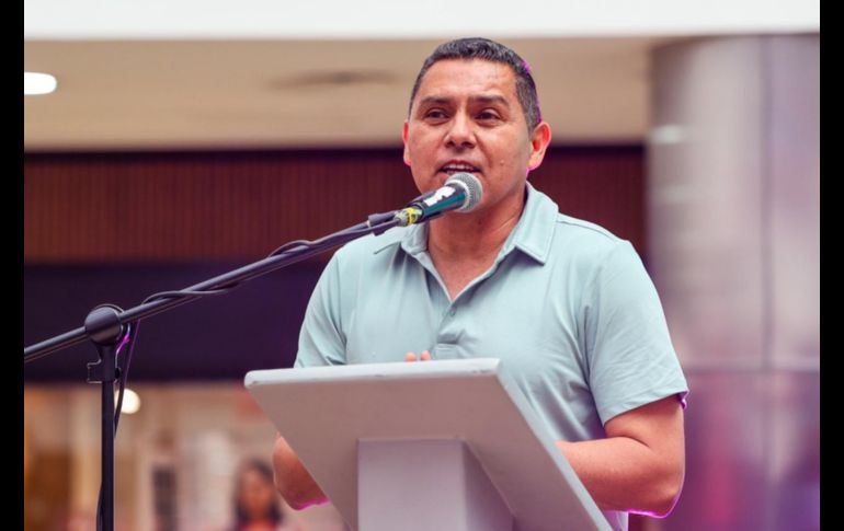 Ramón Morales, quien participó en dos Copas del Mundo, se dijo honrado de formar parte de la actividad, en la que se entregaron camisetas de la Selección Mexicana y balones oficiales. EL INFORMADOR / A. Navarro