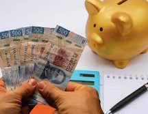 Con esta reforma se pone fin a esquemas de retiro que permitían a exservidores públicos recibir ingresos mensuales de hasta un millón de pesos. ESPECIAL / CANVA