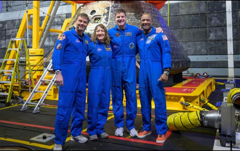 Los astronautas de Artemis II ofrecieron una conferencia de prensa en el Johnson Space Center de la NASA, en Houston. EFE/NASA
