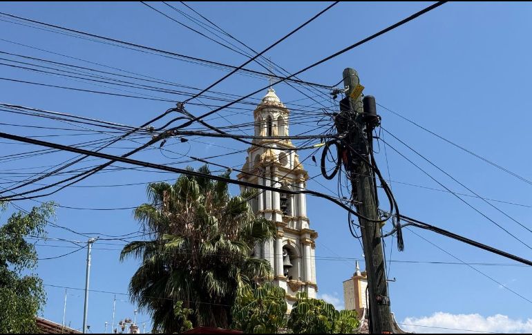 El proyecto busca mejorar la imagen del Pueblo Mágico mediante la eliminación del cableado aéreo. CORTESÍA