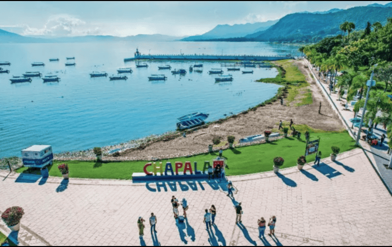 Según datos del SIAPA, el lago de Chapala aporta alrededor del 60% del agua que consume el Área Metropolitana de Guadalajara. EL INFORMADOR / ARCHIVO