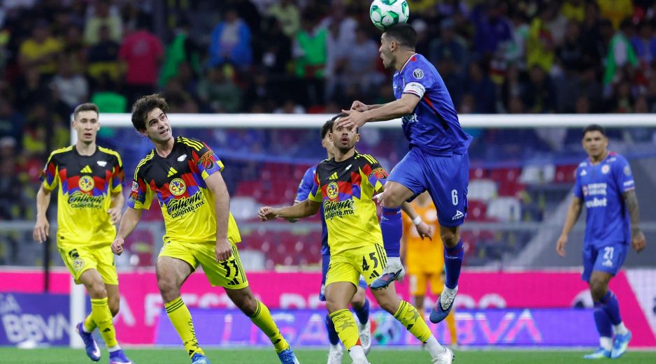 América y Cruz Azul alargaron sus rachas sin victoria. EFE/S. Gutiérrez