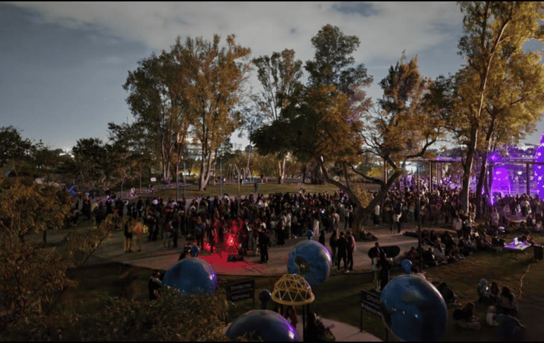 También habrá recorridos guiados en el pabellón de exhibiciones en un horario de 12:00 a 19:00 horas, sin embargo, acceder a estas actividades sí tiene un costo. ESPECIAL/ Facebook/ Planetario y Centro Interactivo de Jalisco 