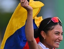 Paula Torres fue la primera en llegar a meta en el maratón con un crono de 3 h 24:37. EFE / A. BORGES