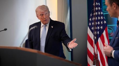 El presidente estadounidense viajará a Pekín el próximo mes para reunirse con su homólogo, Xi Jinping. EFE/Y. GRIPAS