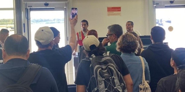 Magnicharters anuncia suspensi&oacute;n de operaciones por dos semanas