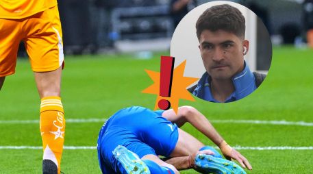 Desde la cancha, Carlos Rodríguez y Rodolfo Cota hicieron la señal de una posible lesión en el tendón de Aquiles de Ibáñez. Imago7 / ARCHIVO