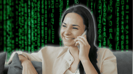 La medida, que entró en vigor este año, busca asociar cada número de celular con la Clave Única de Registro de Población (CURP) de su titular. ESPECIAL/Unsplash