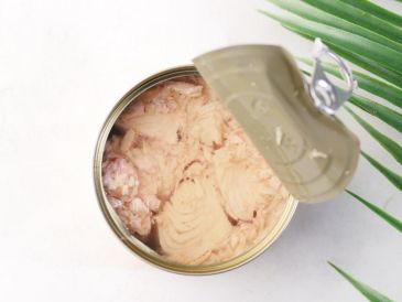 Este alimento destaca por su alto contenido de proteínas de buena calidad, fundamentales para la reparación de tejidos y el mantenimiento de la masa muscular. Pexels