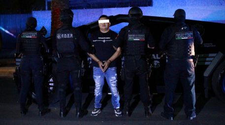 El sujeto de 30 años fue detenido y puesto a disposición de un agente del Ministerio Público, quien se encargará de continuar con las investigaciones. ESPECIAL