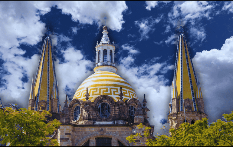 Los expertos del Servicio Meteorológico Nacional señalan quién es el verdadero responsable de la lluvia: el tamaño y la masa de la gota. ESPECIAL / CANVA