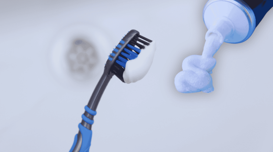 Elegir un cepillo de dientes es una tarea básica que se basa en las preferencias de las personas. ESPECIAL / CANVA