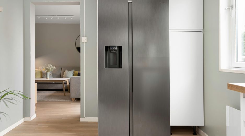 Este descuido, aunque parece menor, puede tener consecuencias importantes a largo plazo, especialmente en hogares donde el refrigerador nunca se apaga. Unsplash