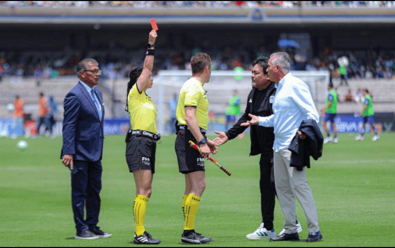 Katia Itzel es una de las árbitras convocadas para El Mundial de Fútbol 2026. ESPECIAL / X / @cantatearbitro