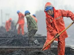 Para reducir la presencia del coque de petróleo, Pemex planea invertir alrededor de 3 mil 540 millones de pesos durante el actual sexenio. PEMEX