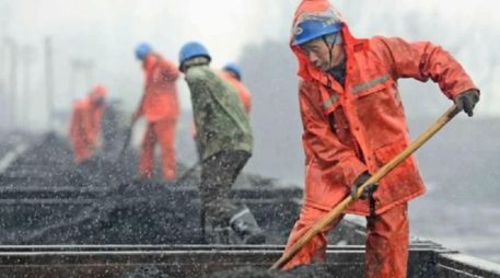 Para reducir la presencia del coque de petróleo, Pemex planea invertir alrededor de 3 mil 540 millones de pesos durante el actual sexenio. PEMEX