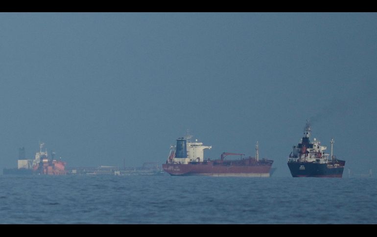 el rechazo del conflicto por parte de la comunidad internacional y las elecciones intermedias en Estados Unidos obligarán al presidente estadounidense a buscar una salida 