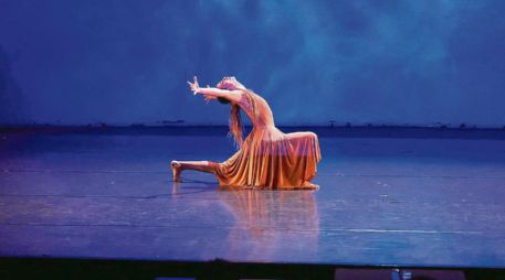 “Los amorosos”, propuesta que se presentará el próximo sábado 18 de abril, la cual está inspirada en un poema de Jaime Sabines. ESPECIAL