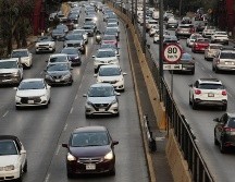 El programa Hoy No Circula se aplica de las 5:00 a las 22:00 horas en todas las alcaldías de la Ciudad de México y en tres zonas conurbadas del Estado de México. EFE/J. Méndez