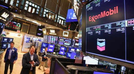 Al cierre del parqué neoyorquino, el Dow Jones ganó 317 puntos, hasta los 48 mil 535 enteros. EFE/S. Yenesel