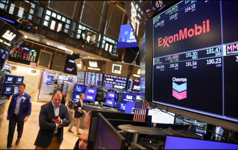 Al cierre del parqué neoyorquino, el Dow Jones ganó 317 puntos, hasta los 48 mil 535 enteros. EFE/S. Yenesel