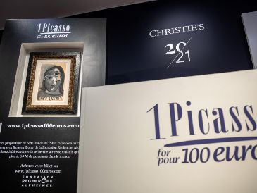 La obra, un gouache sobre papel, fue pintada en 1941 y retrata a la que entonces era su pareja, la fotógrafa Dora Maar. EFE/C. Petit Tesson