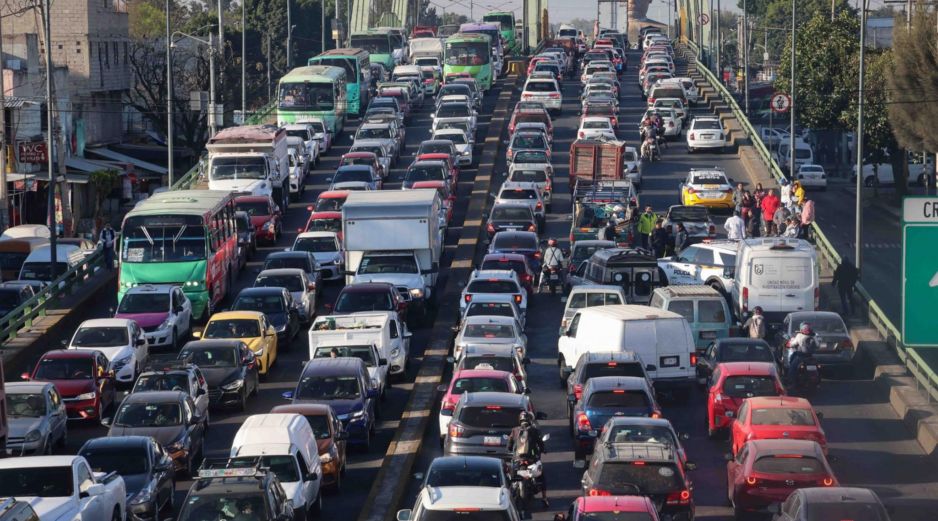 El programa Hoy No Circula se aplica de las 5:00 a las 22:00 horas en todas las alcaldías de la Ciudad de México y en tres zonas conurbadas del Estado de México. SUN/L. Camacho