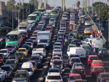 El programa Hoy No Circula se aplica de las 5:00 a las 22:00 horas en todas las alcaldías de la Ciudad de México y en tres zonas conurbadas del Estado de México. SUN/L. Camacho