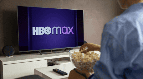 Solo elige tu estado de ánimo y deja que la programación de este fin de semana en el streaming se encargue del resto. ESPECIAL/ Canva/ Unsplash