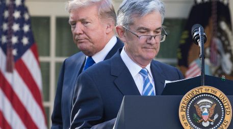 Donald Trump y Jerome Powell, en una imagen de archivo. EFE / ARCHIVO